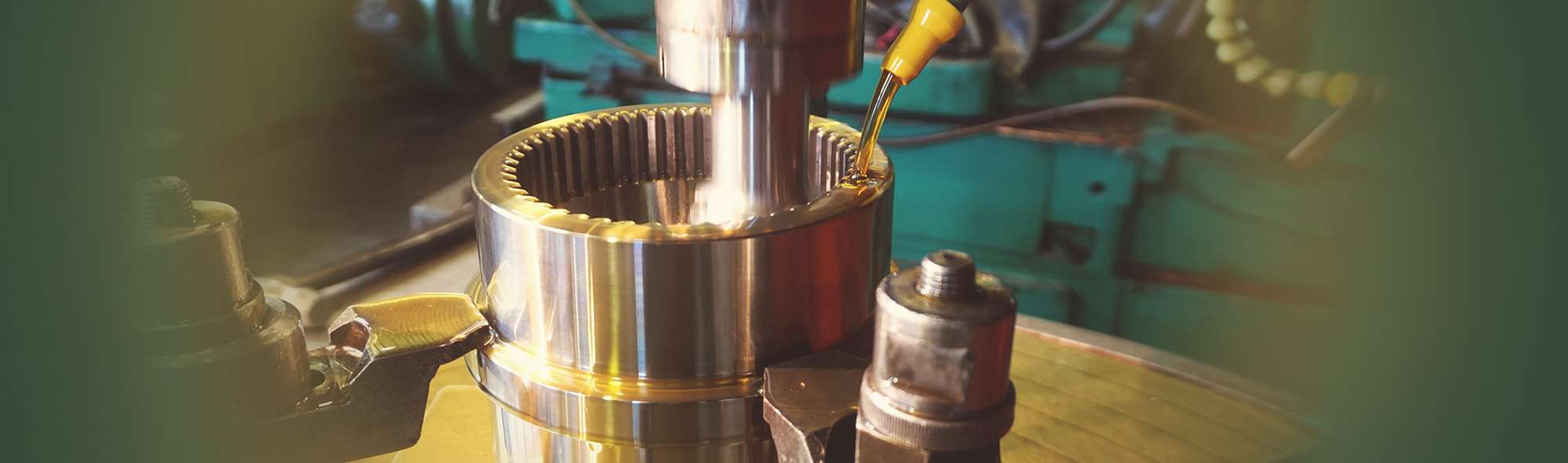 PUTTING RIGHT INDUSTRIAL LUBRICATION TECHNOLOGY INTO PRACTICE CASTROL